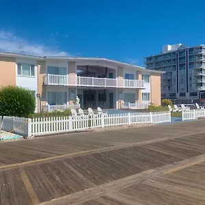  Apartment Beach Plaza